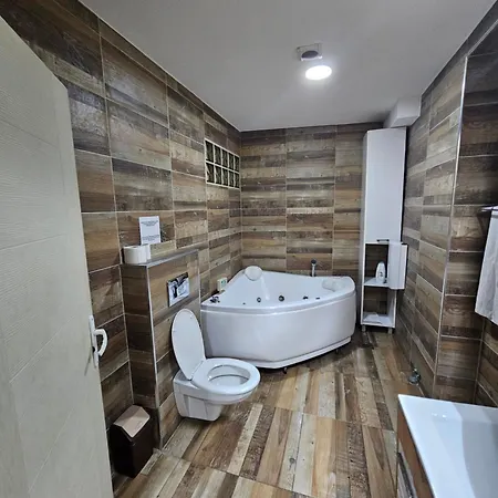 Apartment Viktor 2 Jacuzzi Belgrade