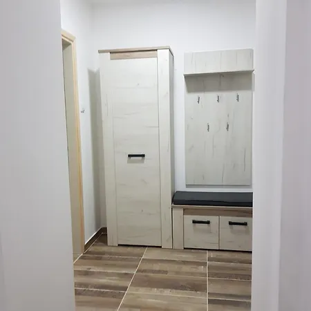 Viktor 2 Jacuzzi * Belgrade